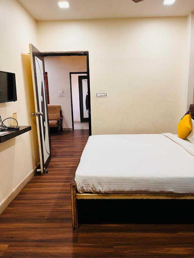 Oyo Hotel Happy Homes ボーパール エクステリア 写真